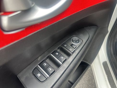 Used 2023 Kia Forte LXS w/ LXS Technology Package image 28