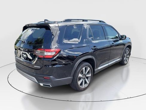 Certified 2023 Honda Pilot Touring image 35