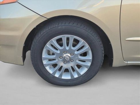 Used 2008 Toyota Sienna XLE FWD image 23