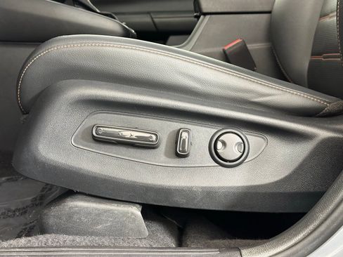 Used 2024 Honda CR-V Sport Touring image 7