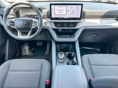 Used 2026 Ford Explorer Active RWD image 16