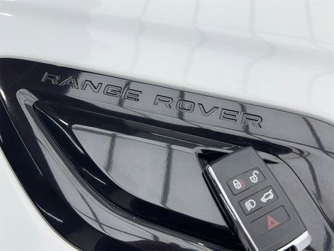 Used 2022 Land Rover Range Rover Sport HSE Silver Edition image 63