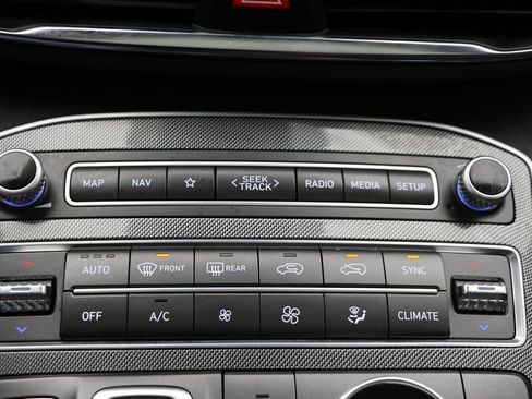 Used 2023 Hyundai Santa Fe SEL w/ Premium Package image 22