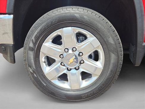 Used 2022 Chevrolet Silverado 2500 LTZ w/ LTZ Plus Package image 24