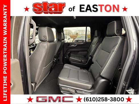 New 2025 GMC Yukon XL Elevation image 15