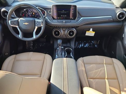 Used 2024 Chevrolet Blazer Premier FWD image 13