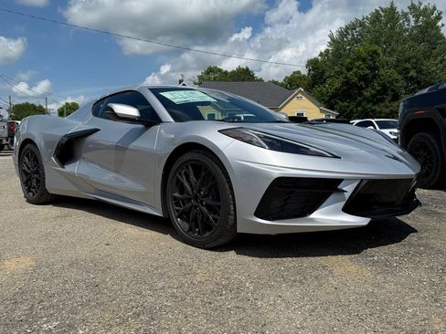 New 2027 Chevrolet Corvette Stingray Coupe w/ 1LT RWD image 9
