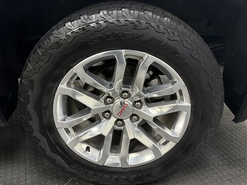 Used 2019 GMC Sierra 1500 SLT w/ SLT Premium Package image 11