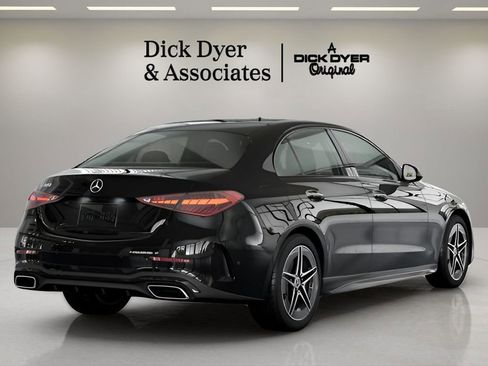 Used 2025 Mercedes-Benz C 300 Sedan image 12