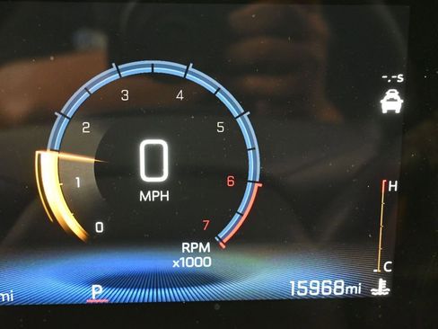 Used 2024 Chevrolet Trax LT w/ Driver Confidence Package image 16