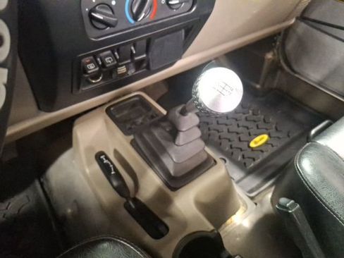 Used 2003 Jeep Wrangler Sahara AWD/4WD image 18