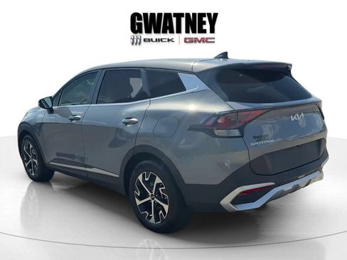 Used 2025 Kia Sportage EX FWD image 7