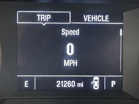 Used 2024 Chevrolet Trax RS w/ Driver Confidence Package FWD image 6