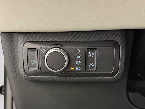 Used 2021 Ford Mustang Mach-E Premium image 19