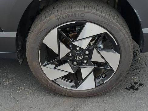 Used 2025 Hyundai Kona Limited image 10