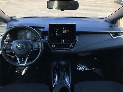 Used 2023 Toyota Corolla SE image 18