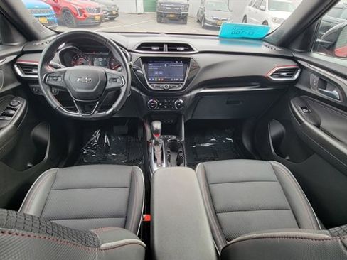 Used 2021 Chevrolet TrailBlazer RS w/ Convenience Package image 11