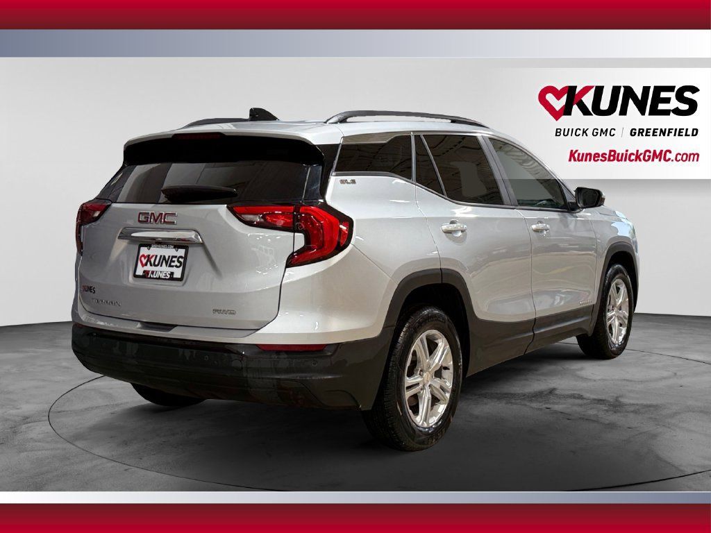 Used 2021 GMC Terrain SLE w/ Driver Convenience Package AWD/4WD image 9