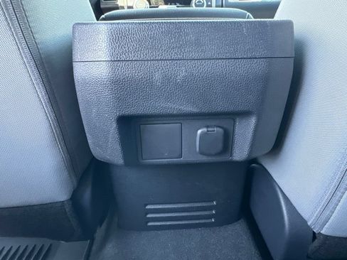 Certified 2026 Toyota Tacoma SR5 RWD image 33