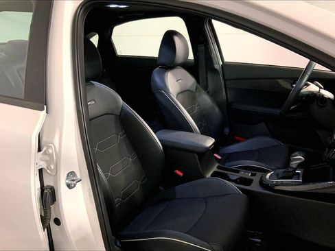 Certified 2024 Kia Forte GT-Line w/ GT-Line Premium Package FWD image 7