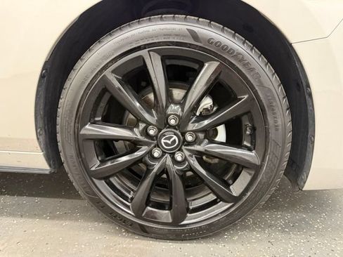 Used 2024 MAZDA MAZDA3 s FWD image 22
