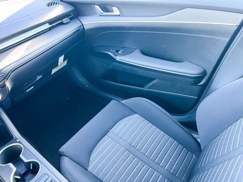 New 2026 Kia K5 LXS image 14