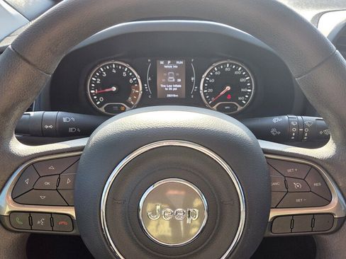 Certified 2022 Jeep Renegade Sport image 21