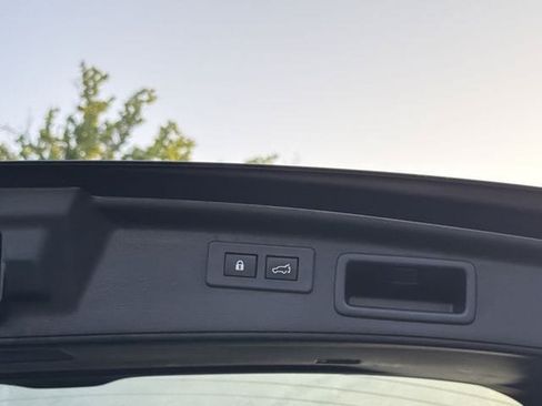 Used 2020 Subaru Forester Limited w/ Popular Package #3 AWD/4WD image 15