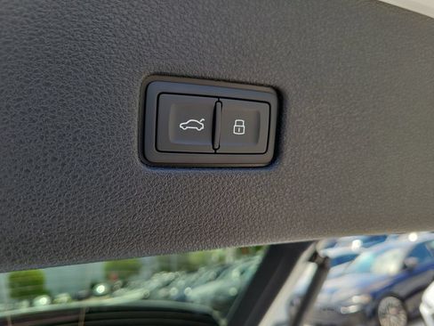 New 2026 Audi Q8 Premium AWD/4WD image 31