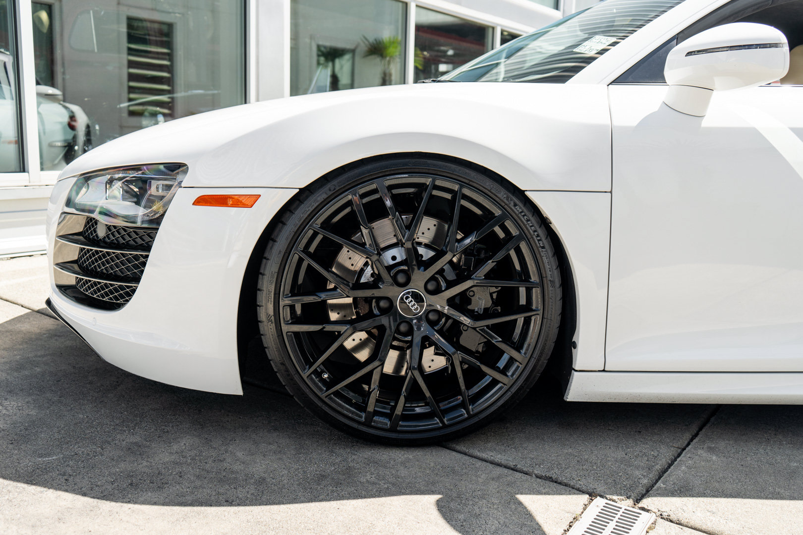 Used 2010 Audi R8 V10 AWD/4WD image 4