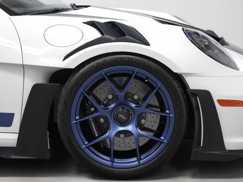 Certified 2025 Porsche 911 GT3 RS RWD image 28