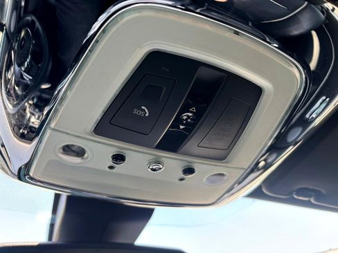 Used 2016 Rolls-Royce Wraith image 39