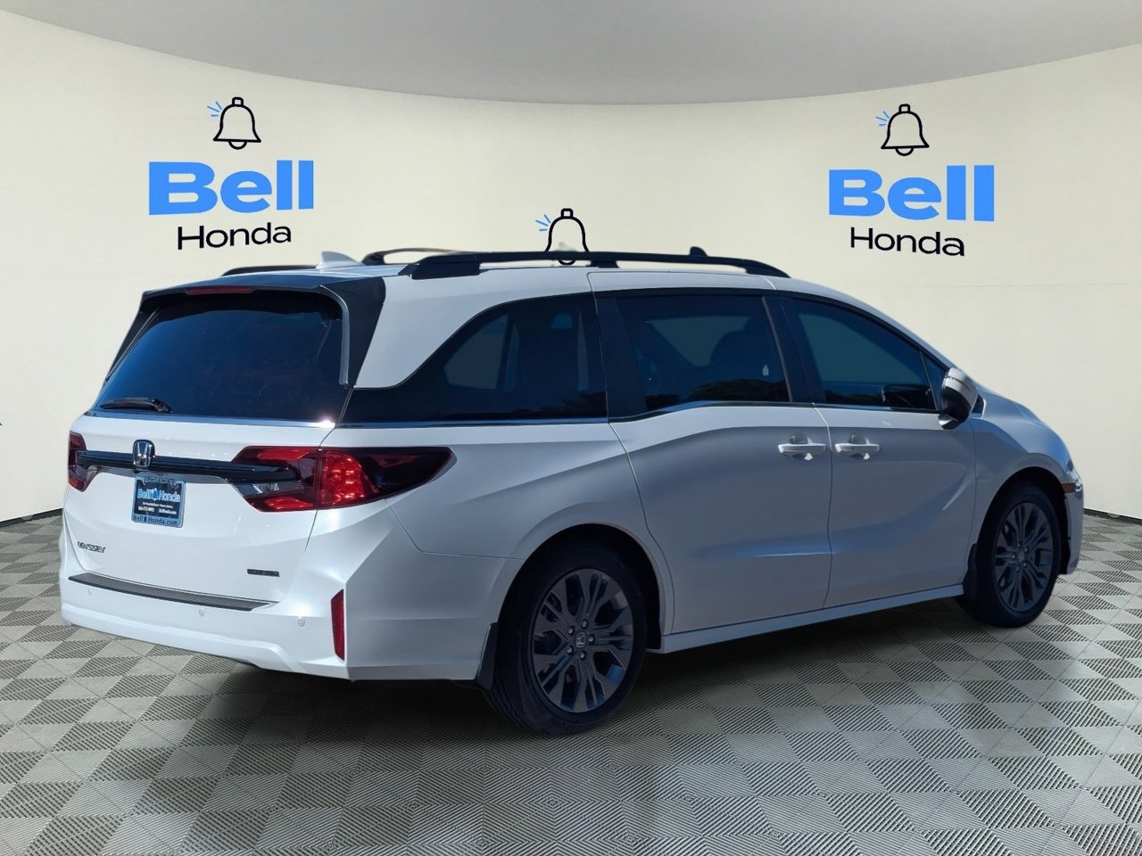 New 2027 Honda Odyssey Touring image 3