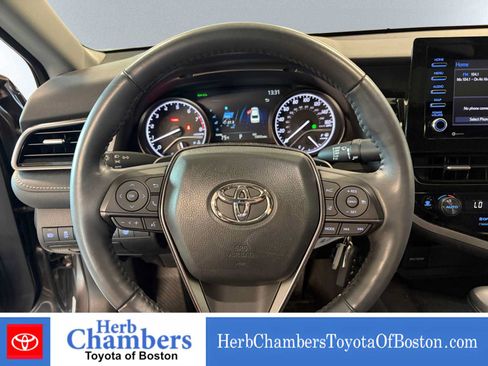 Used 2023 Toyota Camry SE w/ Cold Weather Package AWD/4WD image 18