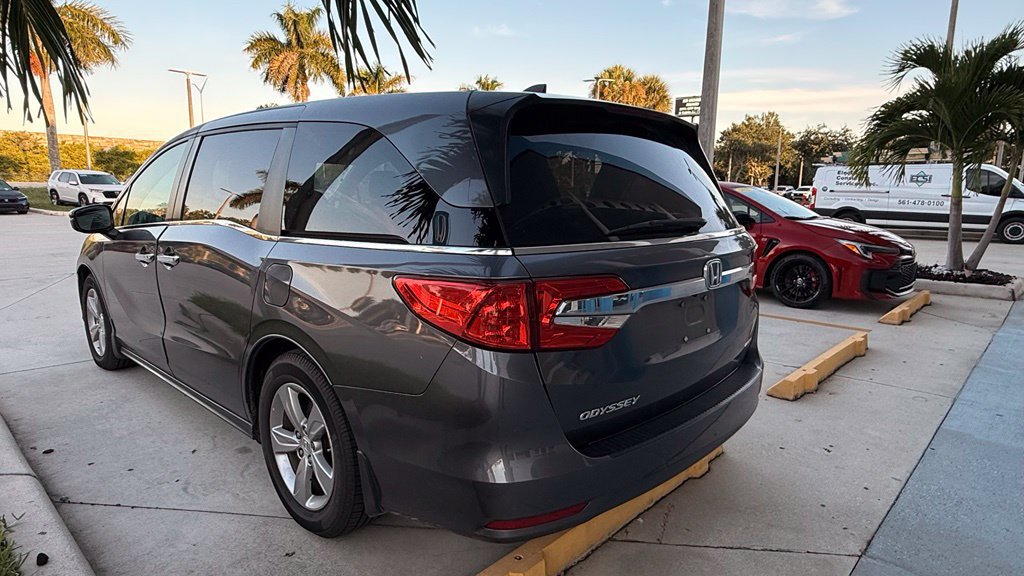 Used 2018 Honda Odyssey EX image 8