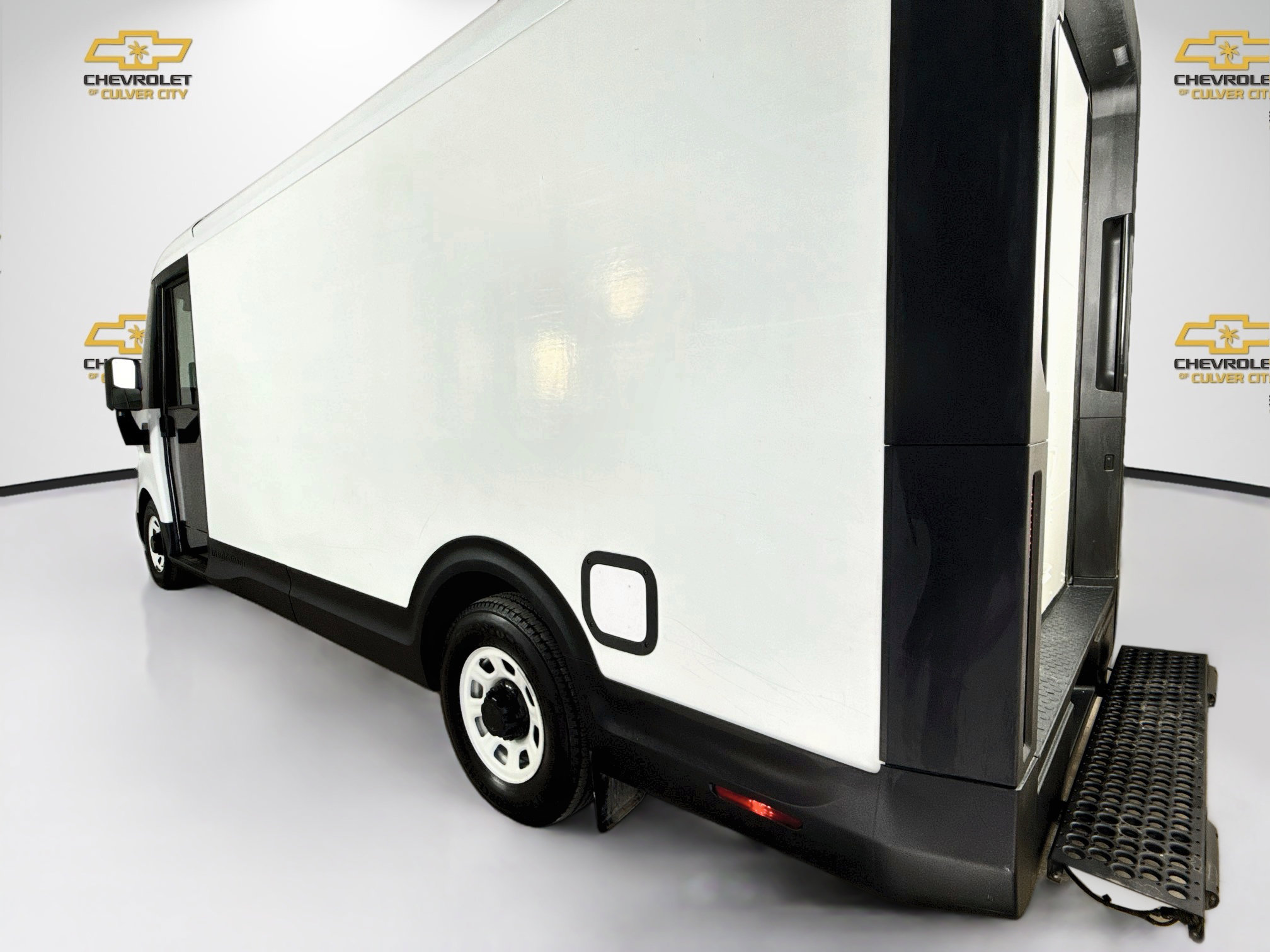 Used 2024 Chevrolet Brightdrop 600 w/ Commercial Equipment Package AWD/4WD image 6