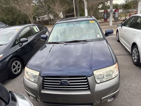 Used 2006 Subaru Forester 2.5X L.L. Bean image 2