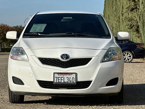 Used 2012 Toyota Yaris Sedan image 9