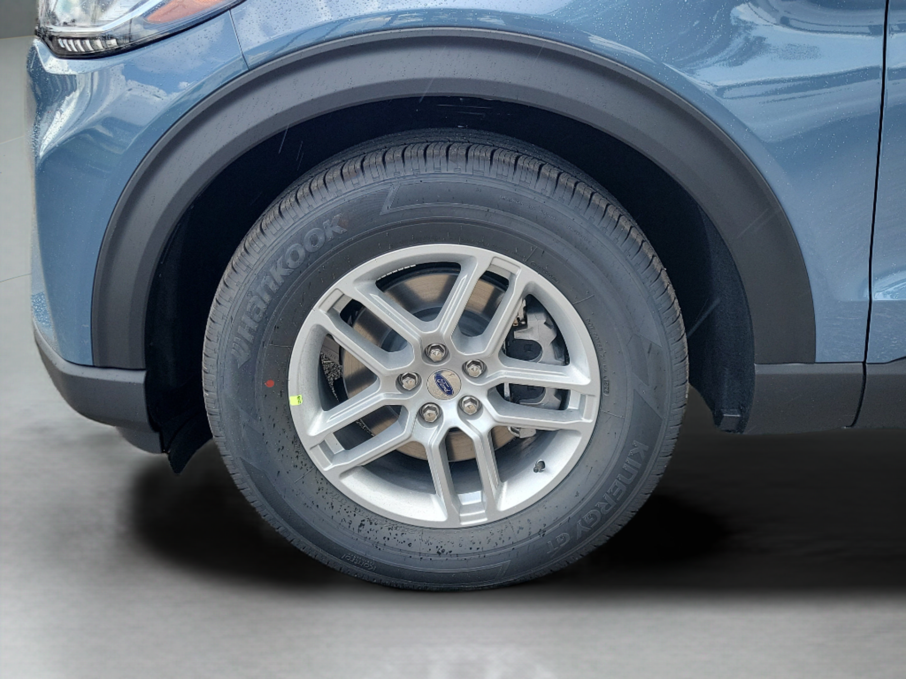 New 2026 Ford Explorer Active w/ Active Comfort Package RWD image 30