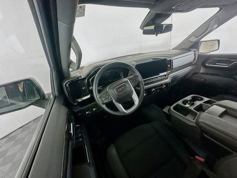 Used 2024 GMC Sierra 1500 Elevation image 18