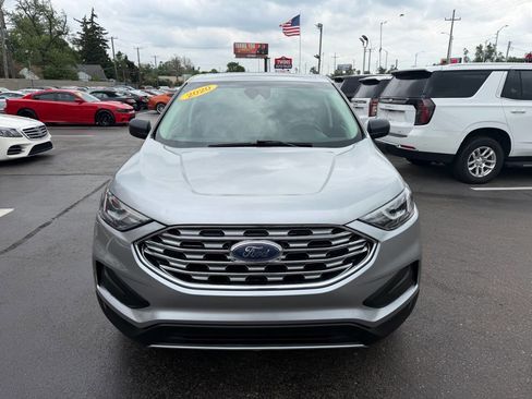 Used 2020 Ford Edge SE AWD/4WD image 2