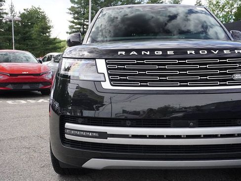 Used 2024 Land Rover Range Rover Long Wheelbase Autobiography AWD/4WD image 17