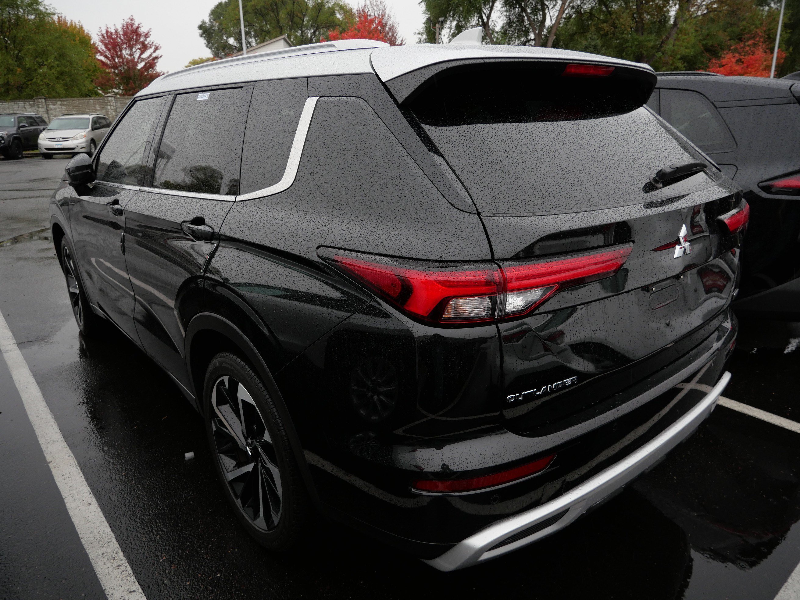 Used 2024 Mitsubishi Outlander SEL Black Edition AWD/4WD image 7
