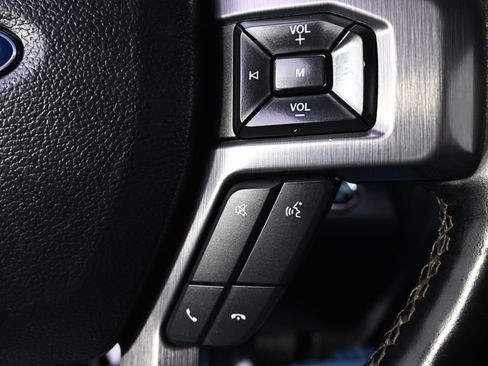Used 2020 Ford Expedition Max Platinum AWD/4WD image 40