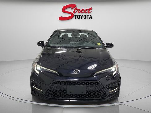Certified 2026 Toyota Corolla SE FWD image 6