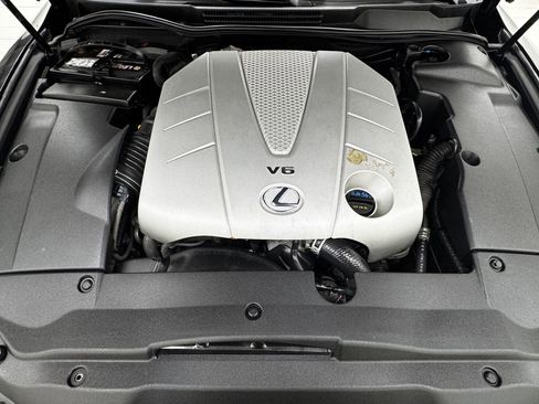 Used 2012 Lexus IS 350C image 39