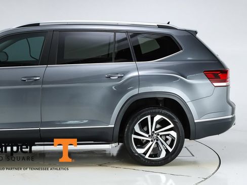 Used 2018 Volkswagen Atlas SEL AWD/4WD image 44