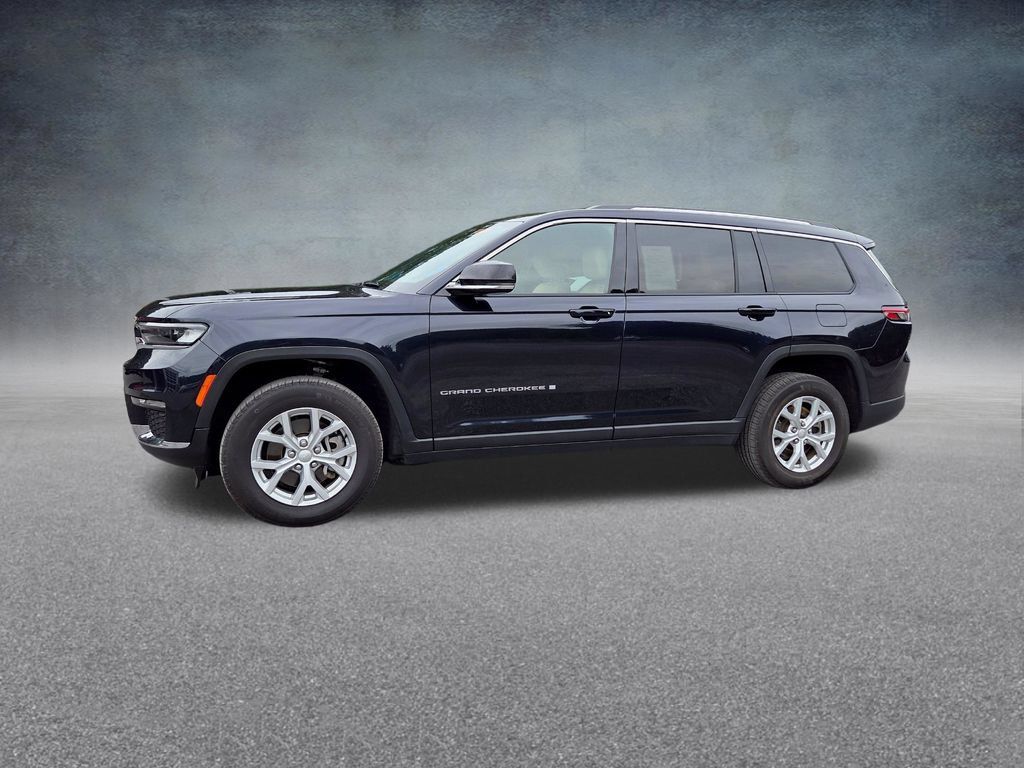 Used 2024 Jeep Grand Cherokee L Limited AWD/4WD image 4