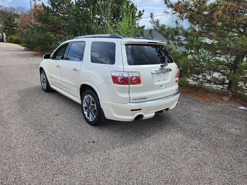 Used 2012 GMC Acadia Denali image 5