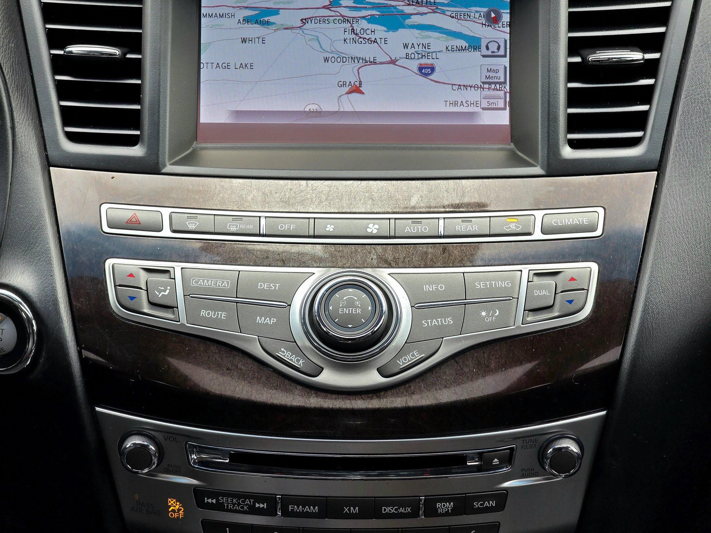 Used 2015 INFINITI QX60 Luxe w/ Premium Plus Package AWD/4WD image 28